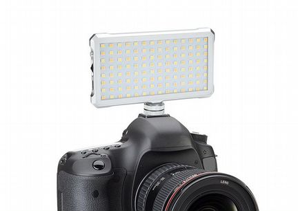 Накамерный свет LituFoto LED F12 3200K-5600K новый