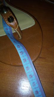 Продам босоножки 37 размера на узкую ножку