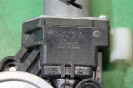 Замок крышки багажника Toyota Rav4 CA40 2012-2015