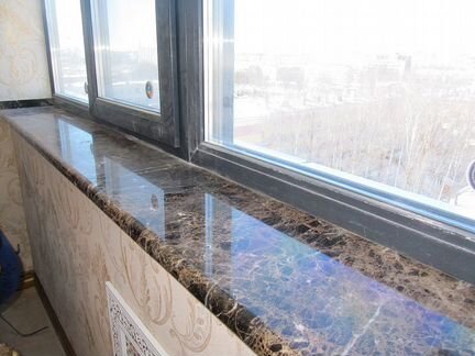 Подоконник из камня, мрамор, гранит