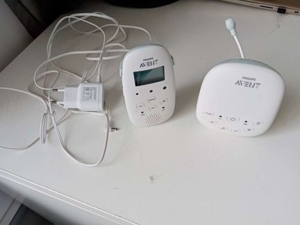 Радионяня Philips Avent с ночником и колыбельными