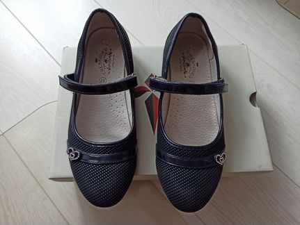 Туфли. 2 пары. Размер 36