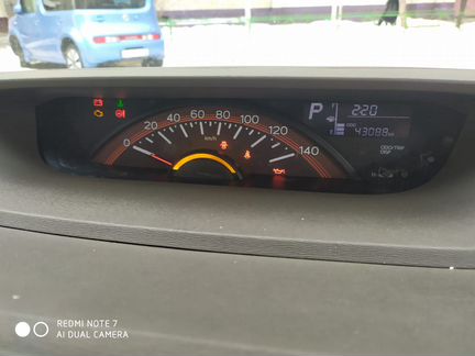 Daihatsu Tanto 0.7 CVT, 2014, 48 000 км