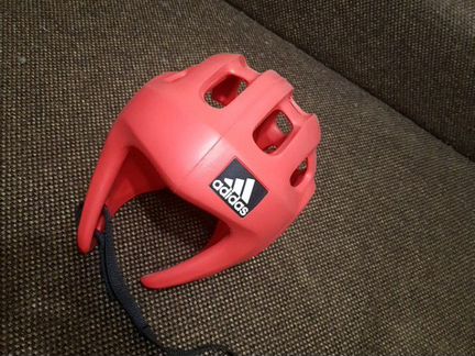 Шлем Adidas