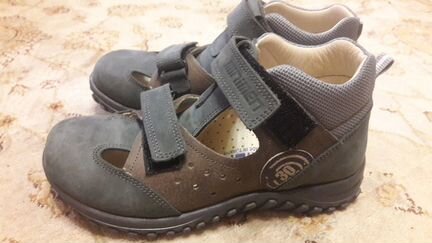 Новые ботинки для мальчика 32 размер