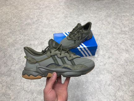 Кроссовки Adidas