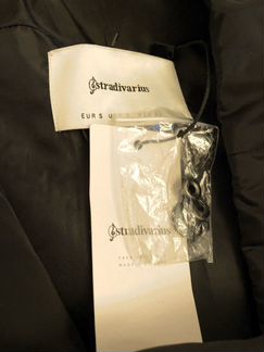 Куртка женская Stradivarius (Испания)