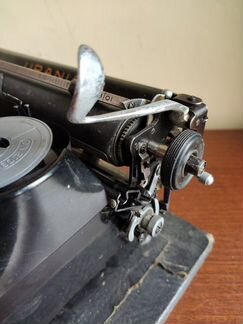 Пишущая машинка Urania