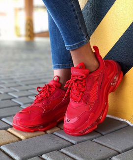 Balenciaga triple s