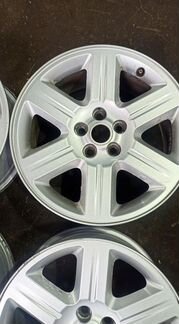 Диски бу оригинал R17 AL на Land Rover