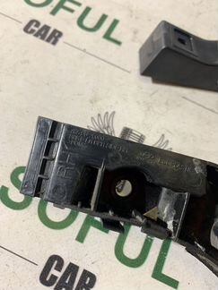 Кронштейн бампера передний Hyundai I30