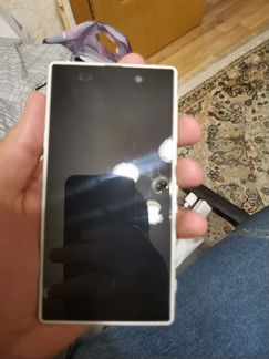 Телефон Sony experia