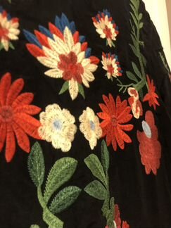 Платье с вышивкой Zara