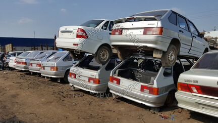 Стойка передняя в сборе. Ваз (Лада) разборка