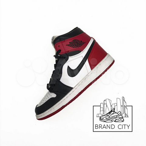 nike retro red and black