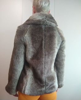 Полушубок New Look, новый, искусственный мех