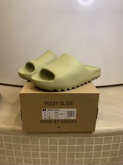 Adidas yeezy slide (resin)