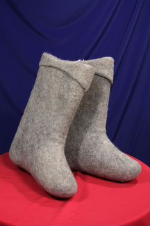 Продам самокатки-валенки.Размеры и формы есть в на