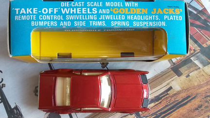 Corgi 276 Oldsmobile Toronado