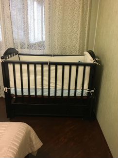 Детская кроватка маятник + комплект бортиков