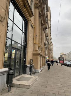Торговое помещение - 105 кв. м