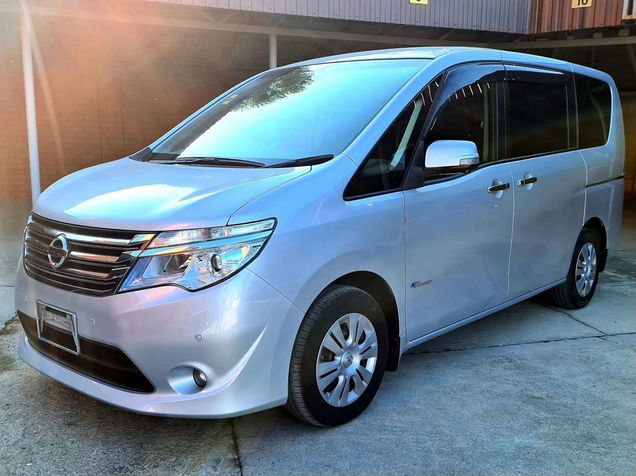5 at, 1999. Nissan serena c24 4wd. Ниссан серена 24 кузов. Ниссан серена с пробегом. Ниссан серена 2002 с реклама машина.