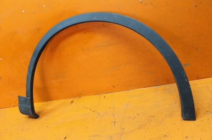 Расширитель крыла передний правый Audi Q7 4M