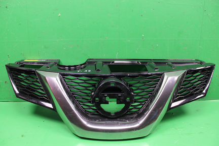 Решетка радиатора Nissan X-Trail T32 15