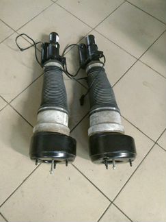 Передние пневмобалоны на Мерседес W221