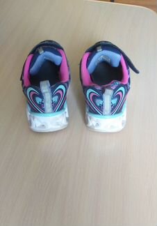 Кроссовки Skechers со светящейся подошвой
