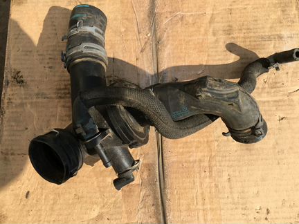 Корпус термостата Мерседес A6512000615