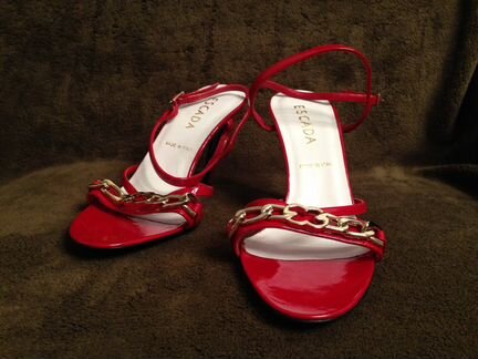 Красные босоножки Escada (37.5-38)