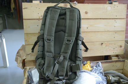 Трехдневный штурмовой рюкзак в оливе Объем: 25 ли