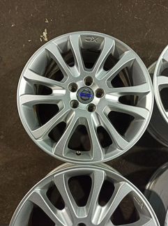 Диски бу оригинал R18 I на Volvo