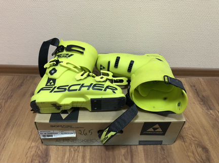 Горнолыжные ботинки Fischer RC4 100 thermoshape