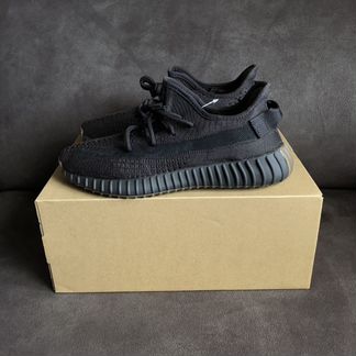 Adidas Yeezy Boost 350 V2 Cinder Black 9 US