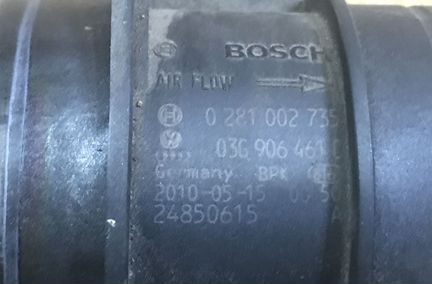 Датчик массового расхода воздуха VW Passat B6