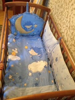 Детская кроватка+матрас+все аксессуары